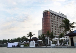 HOLIDAY BEACH ĐẴ NẴNG 4 SAO