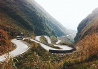 Theo chân phượt thủ ngắm núi rừng miền Bắc